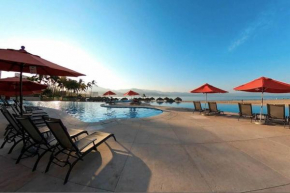 Beautiful 3 bedroom OCEANFRONT Grand Venetian